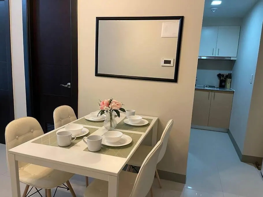 Lush 1Br Uptown Parksuites Bgc 200Mbps, Pool & Gym Manila 0*,  Philippines