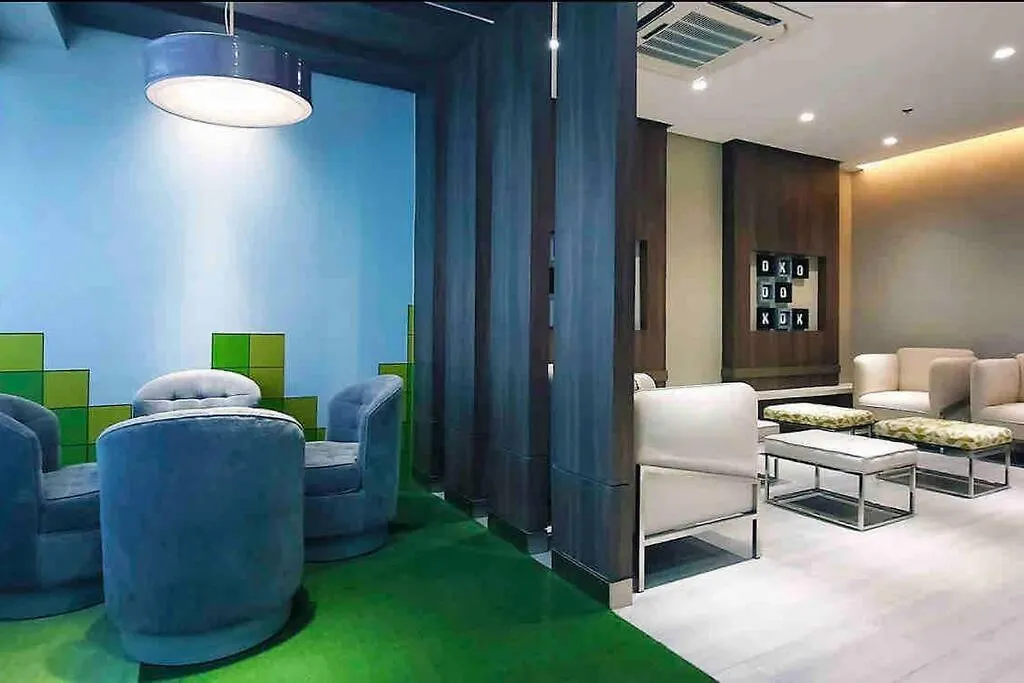 Lush 1Br Uptown Parksuites Bgc 200Mbps, Pool & Gym Manila